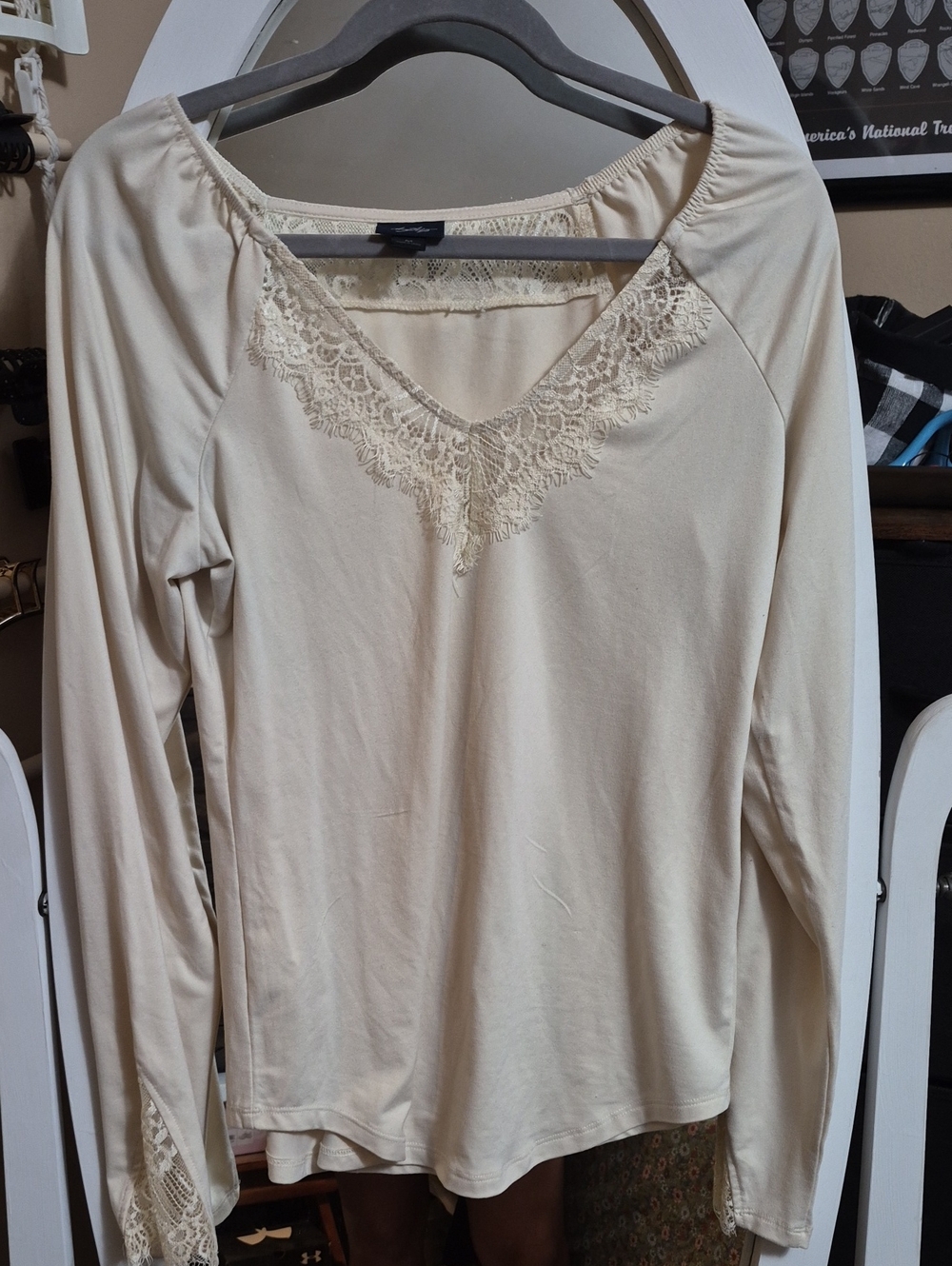 Daytrip Women's Lace-Trim Long Sleeve Top - Cream